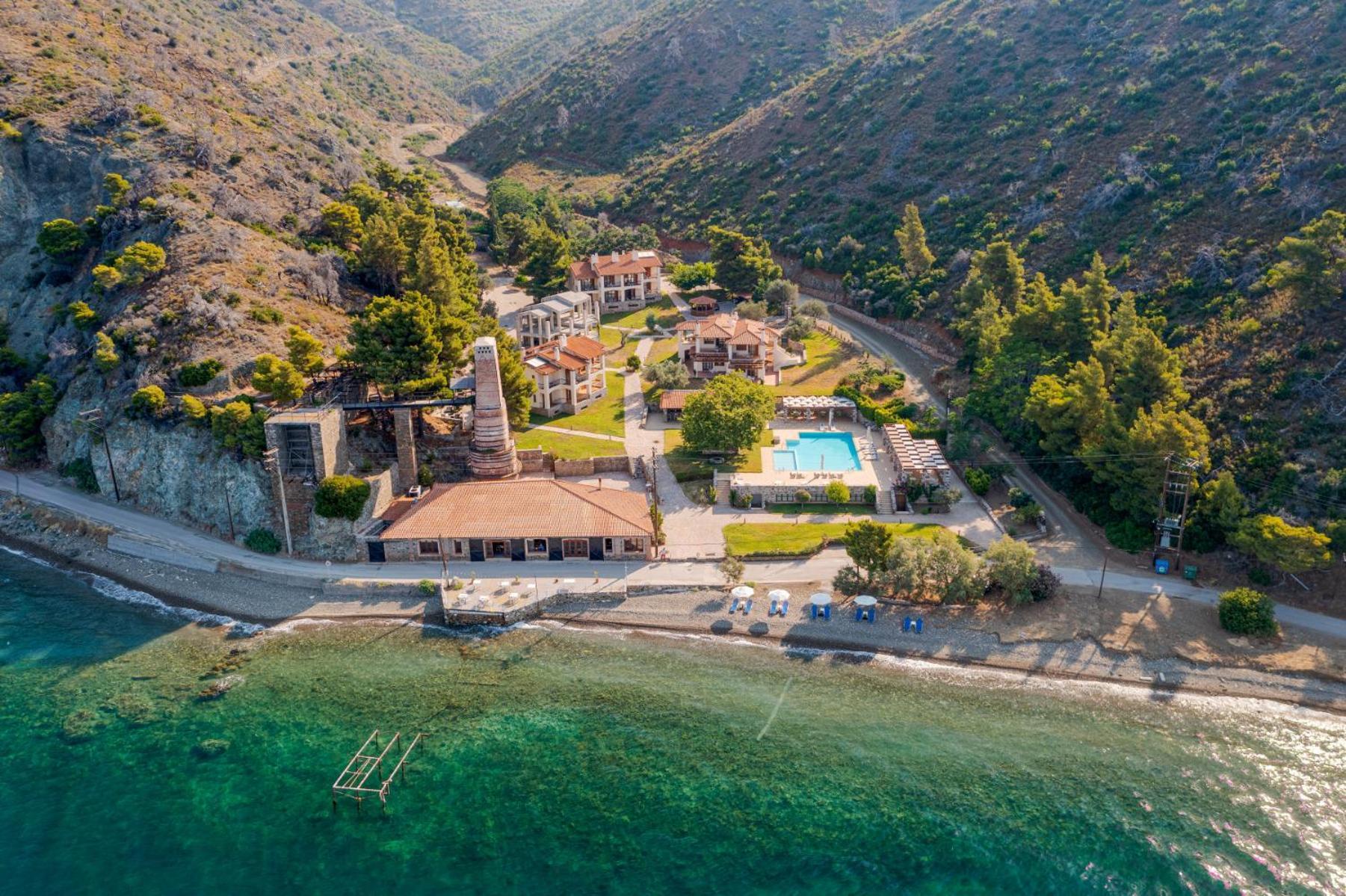 Готель Kaminos Evia Limni  Екстер'єр фото